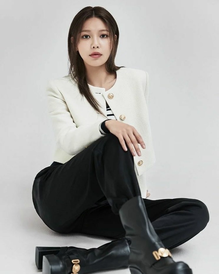 Foto van Sooyoung voor de ster Izar.
