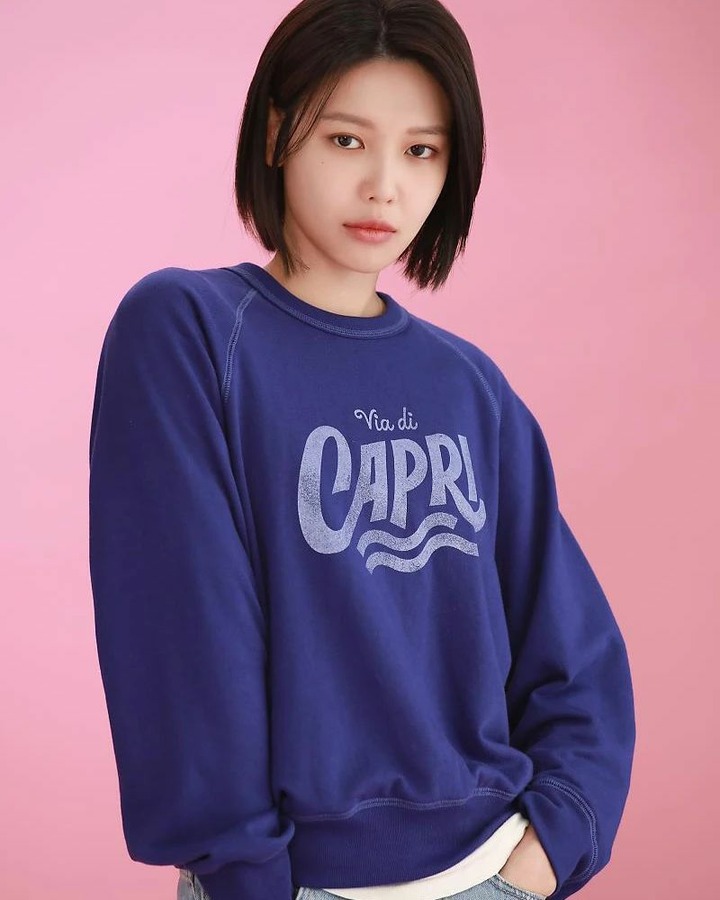 Foto van Sooyoung voor de ster Ramah.